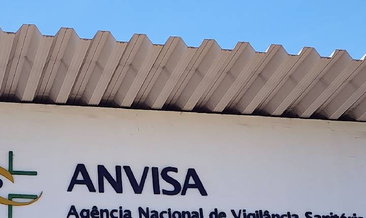 Anvisa proíbe suplementos alimentares de origem desconhecida