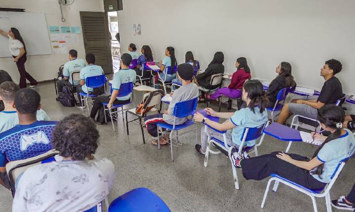 Aulas serão suspensas no DF nas sextas-feiras antes das eleições
