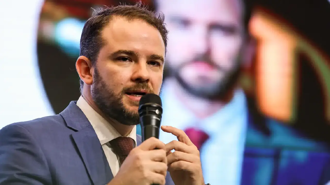 Ministro da Fazenda inicia agenda internacional nos EUA e na Europa