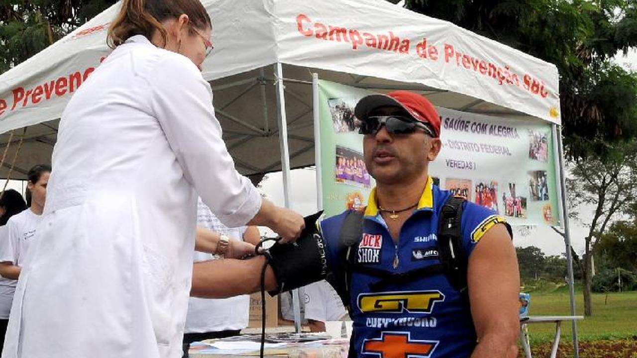 Pesquisa de polipílula para prevenção do AVC busca 8,5 mil voluntários