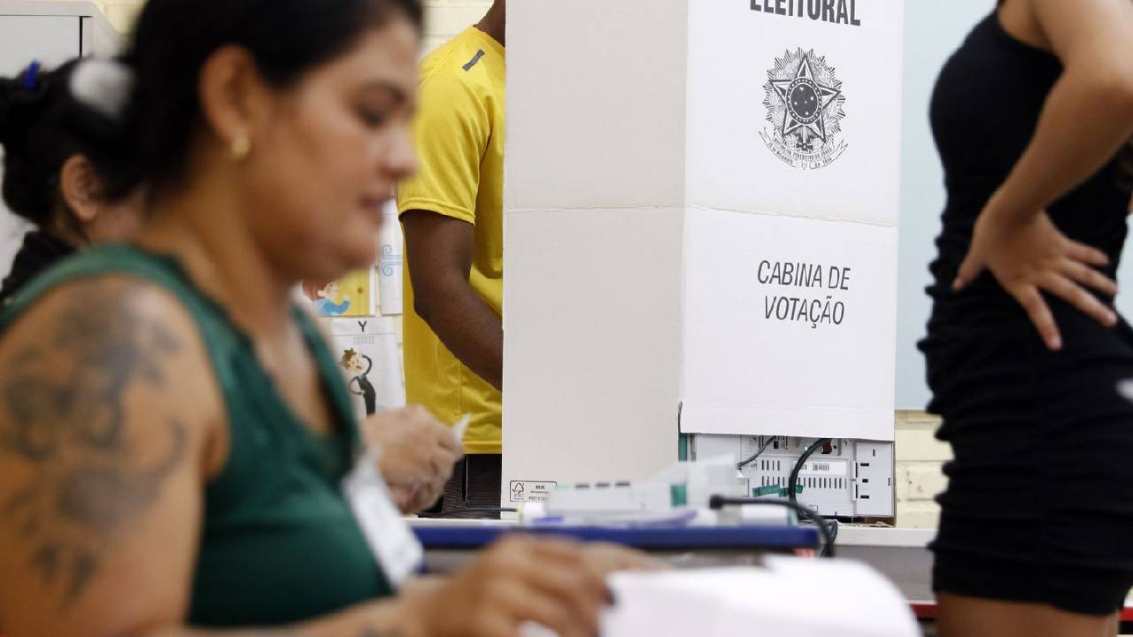 PM registra 7 ocorrências e 6 detidos até o meio-dia de domingo em SP 