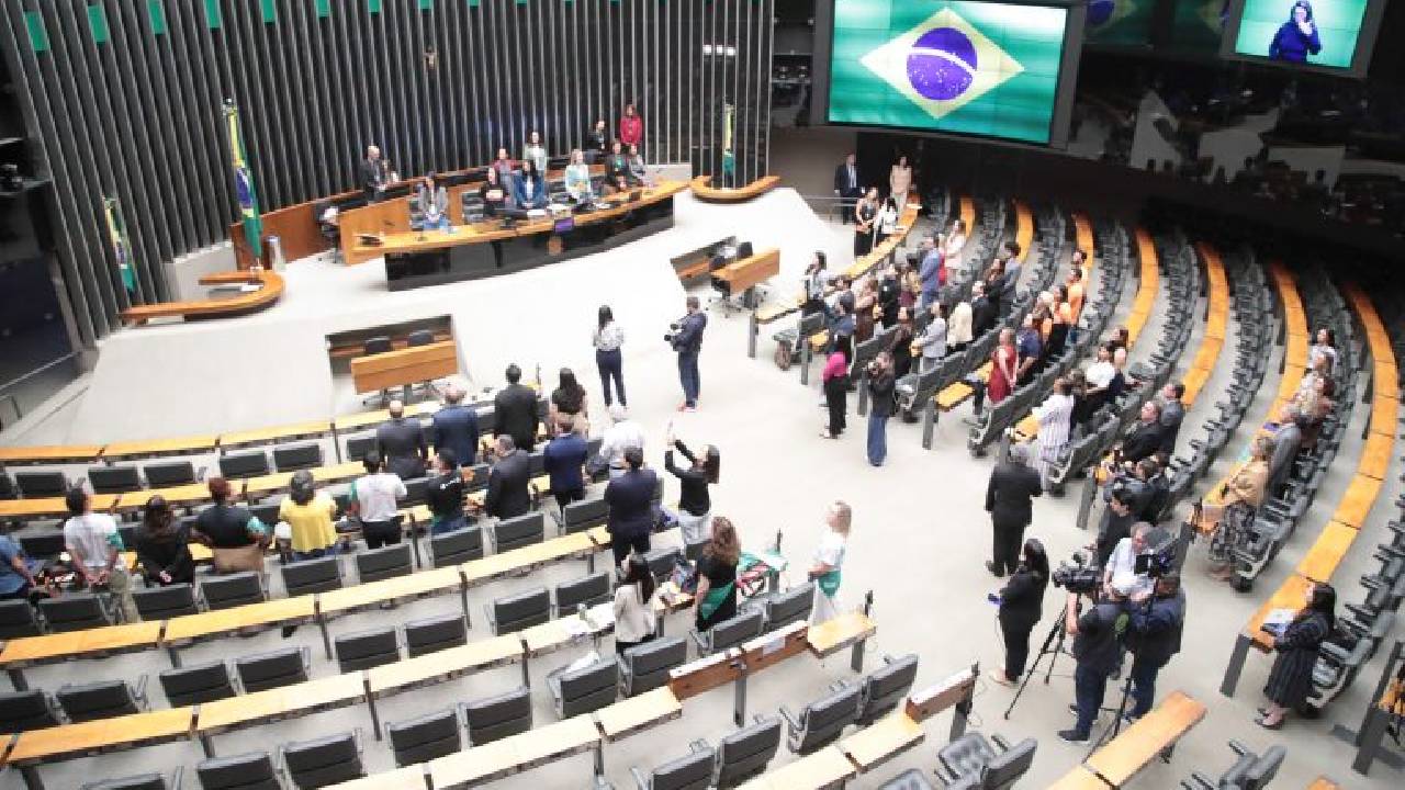Sessão na Câmara marca Dia Nacional de Combate ao Abuso e à Exploração Sexual de Crianças e Adolescentes