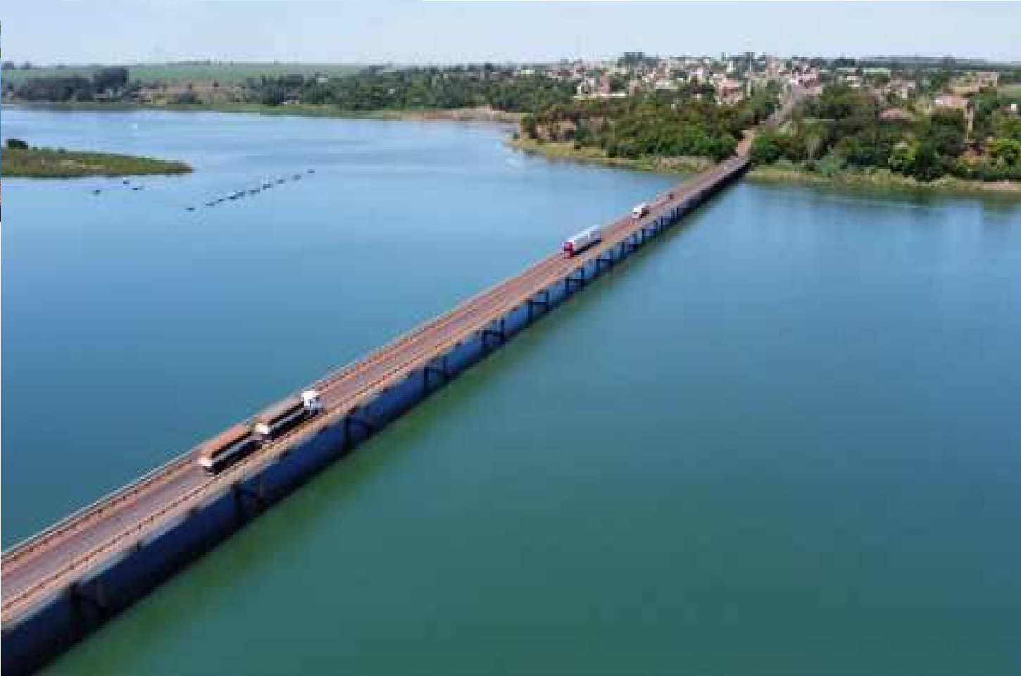 Ponte entre Planura e Colômbia